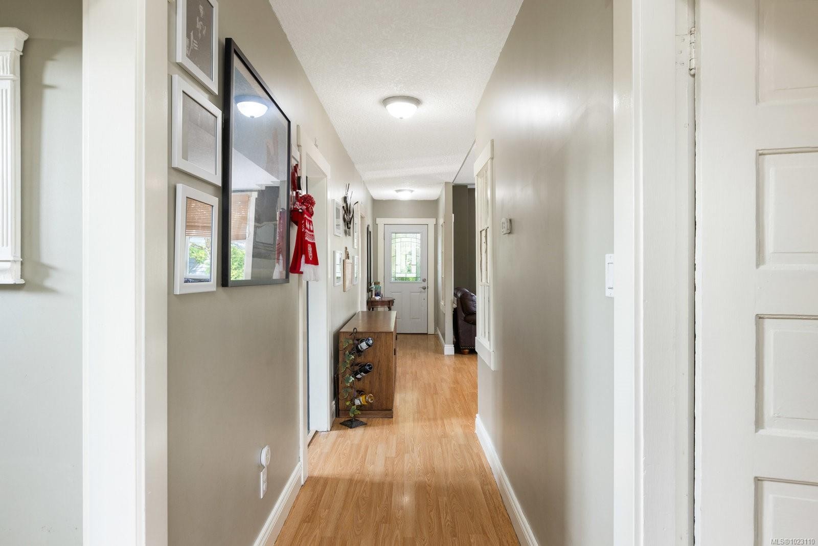 2393 Eastdowne Rd, Oak Bay, BC