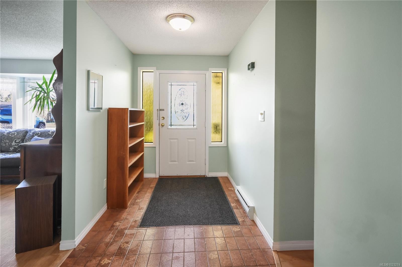 315 Peacock St, Parksville, BC