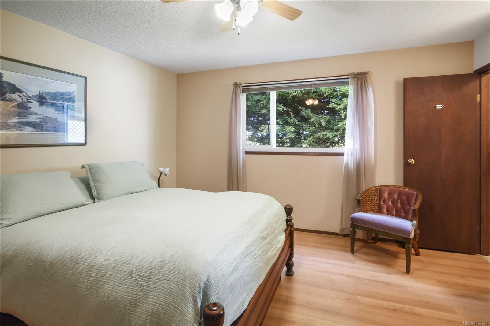 315 Peacock St, Parksville, BC