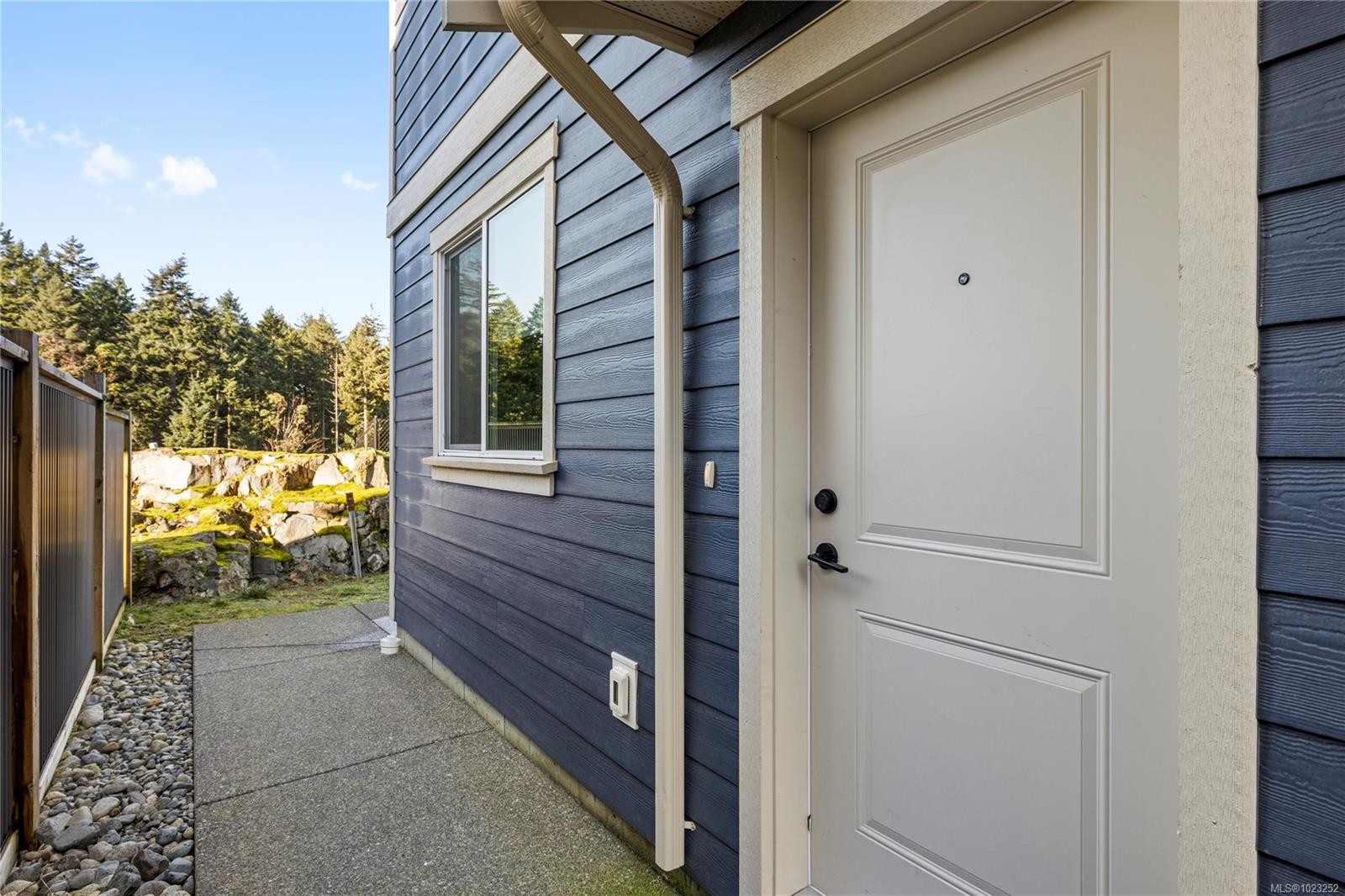 1348 Langara Dr, Nanaimo, BC