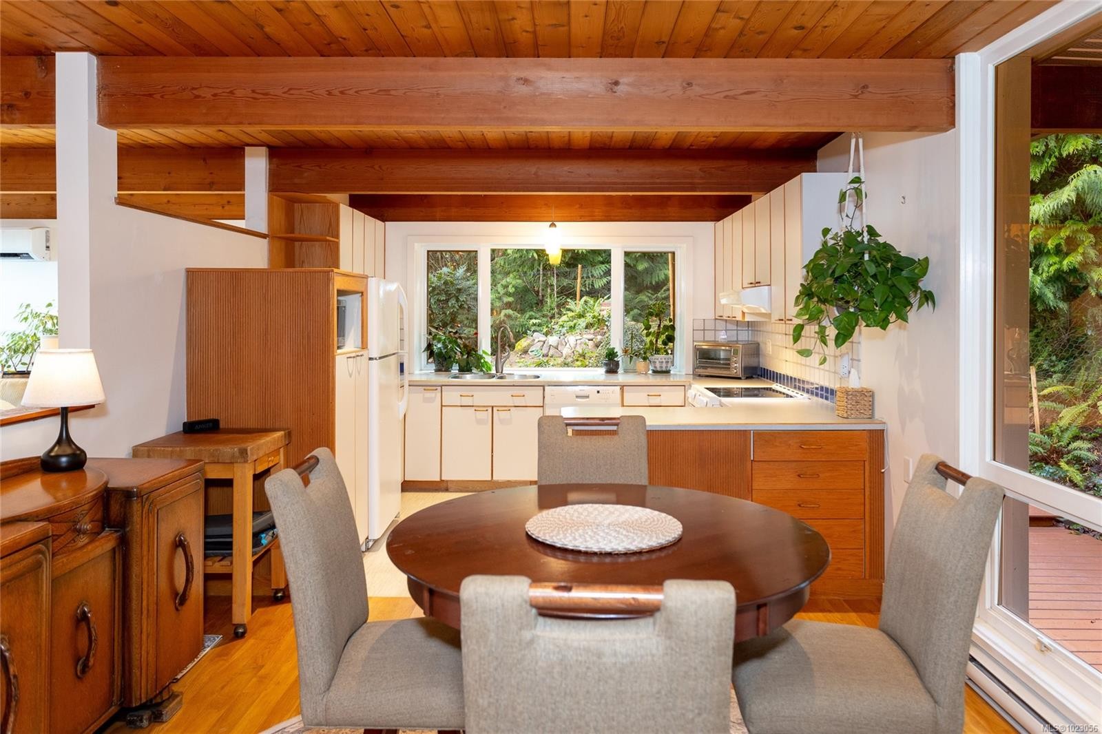 5150 Polson Terr, Saanich, BC