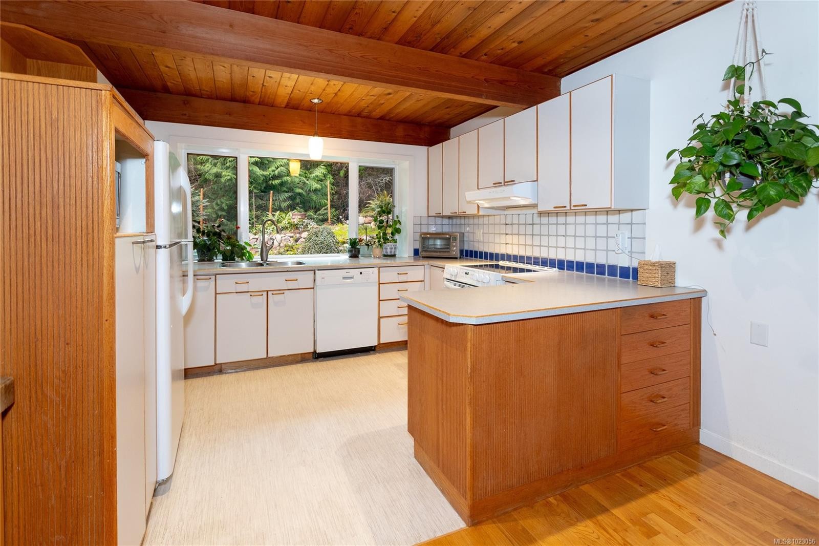 5150 Polson Terr, Saanich, BC