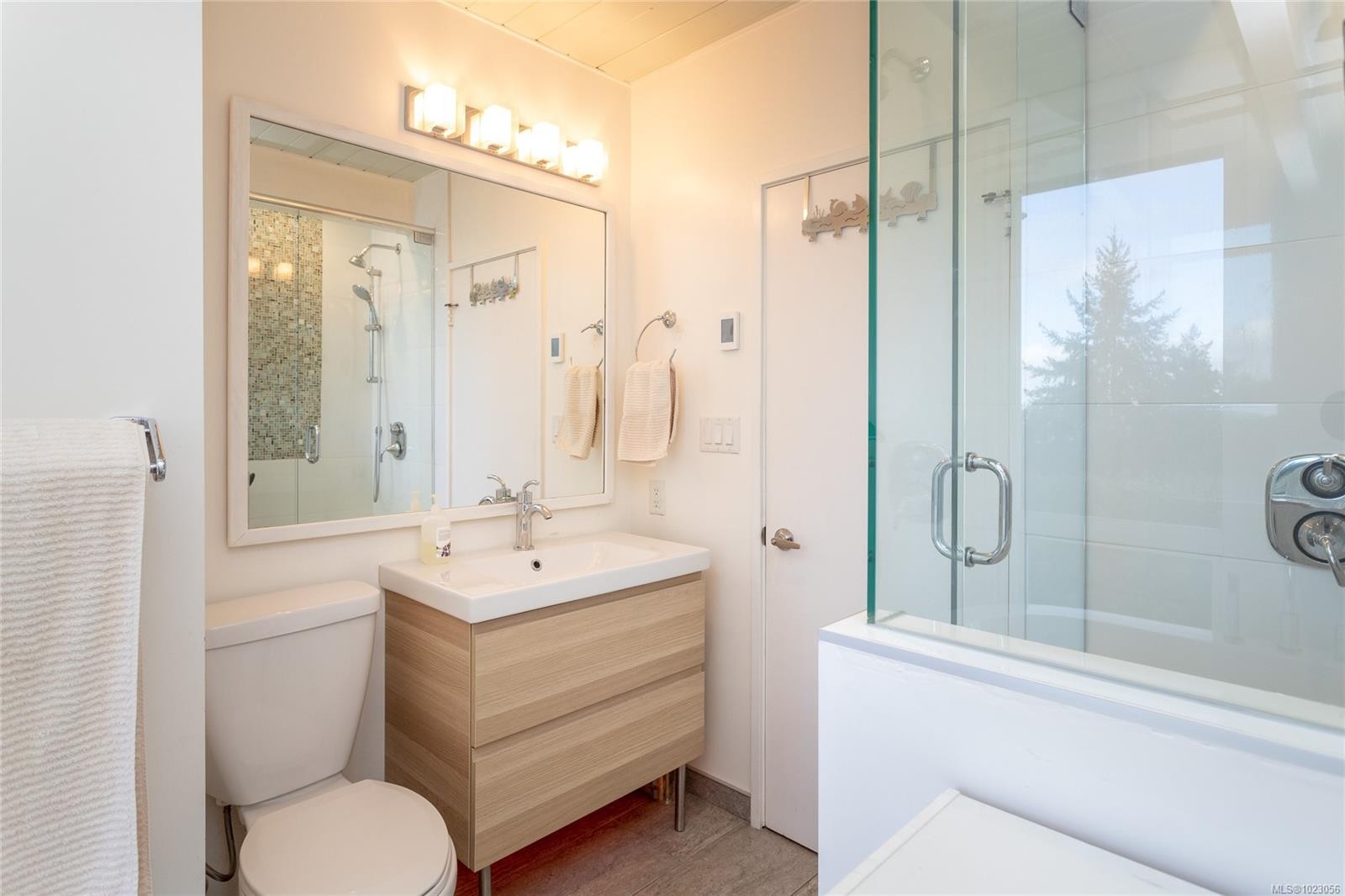 5150 Polson Terr, Saanich, BC