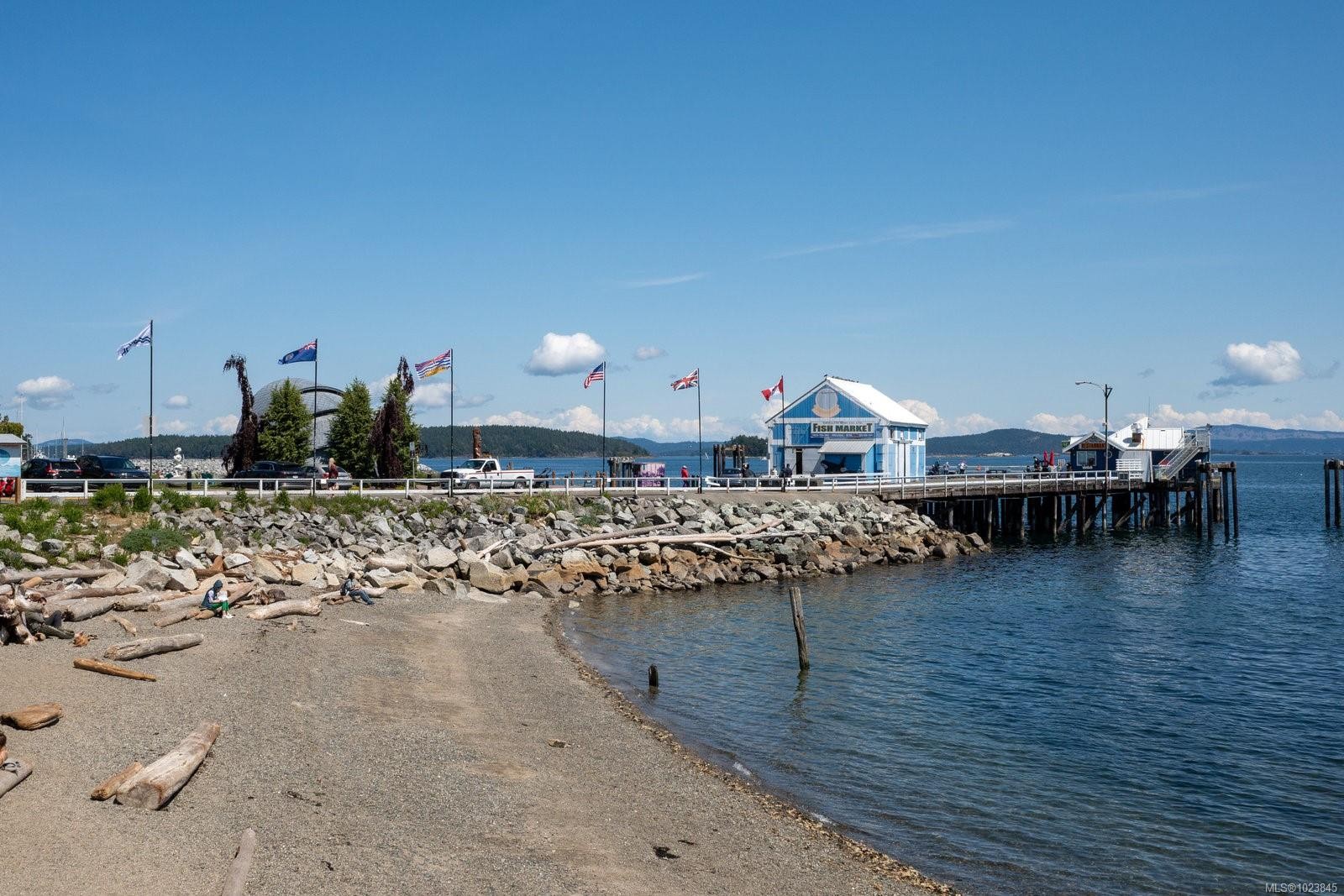 302-9864 Fourth St, Sidney, BC - Outdoor With Body Of Water With View