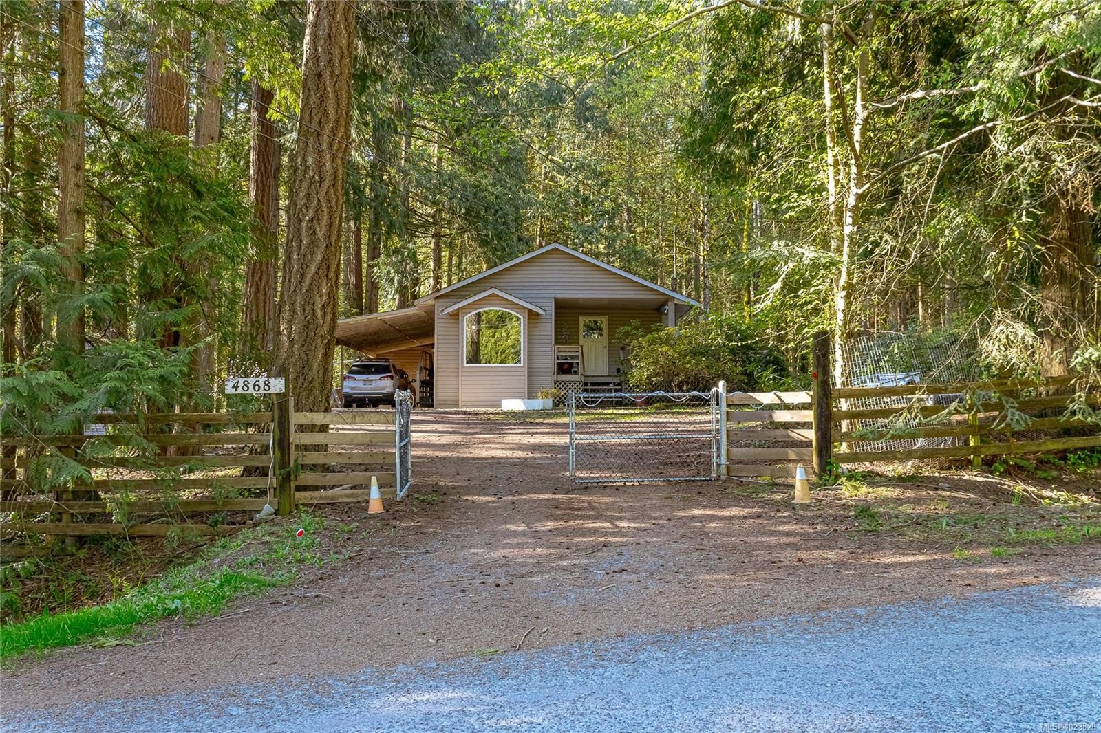 4868 Prospect Dr, Ladysmith, BC