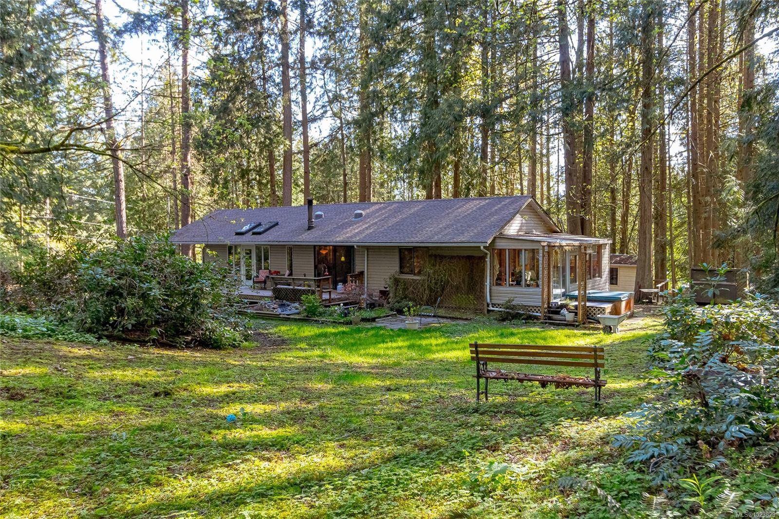 4868 Prospect Dr, Ladysmith, BC