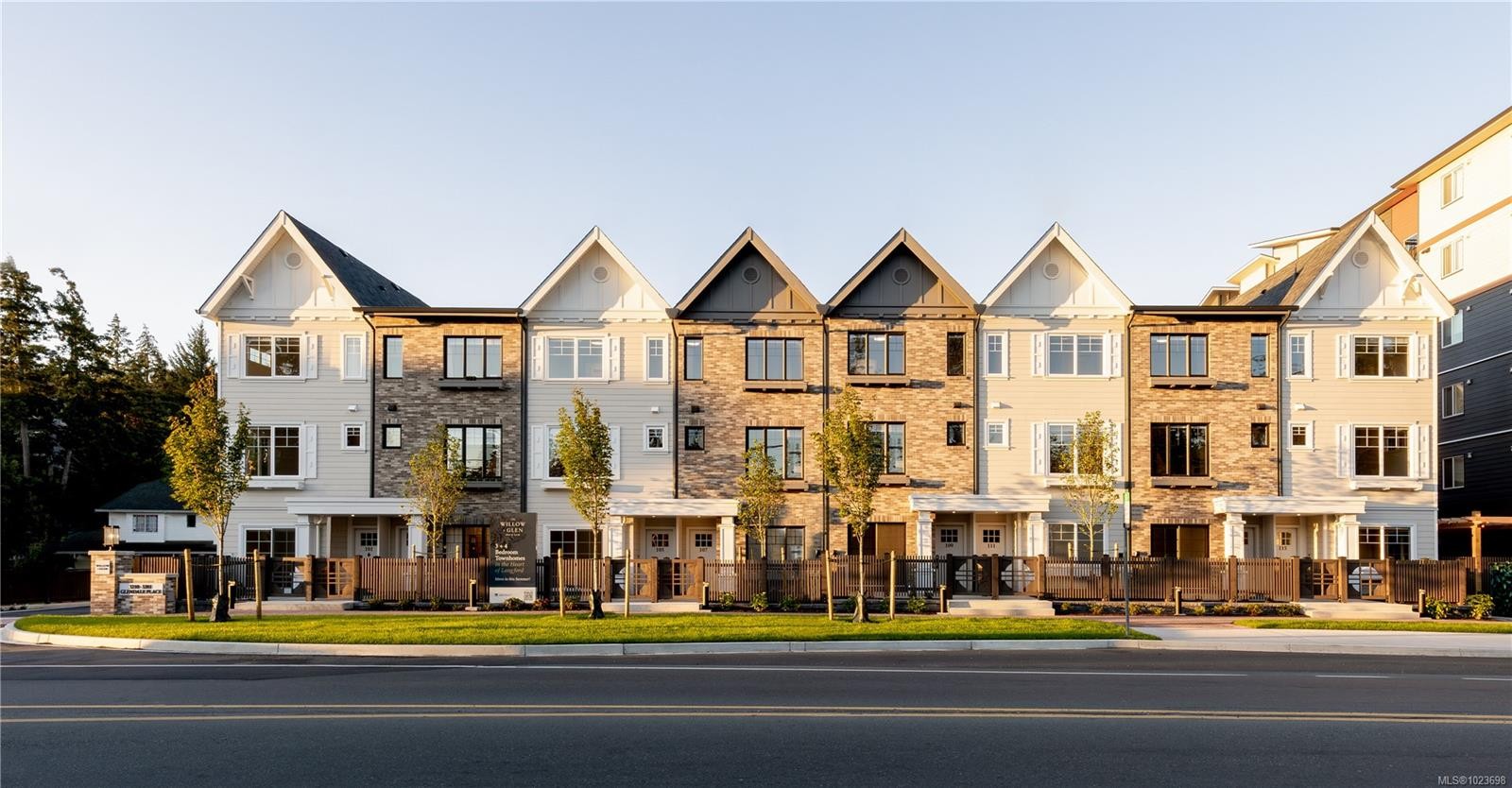 109-3210 Glendale Pl, Langford, BC