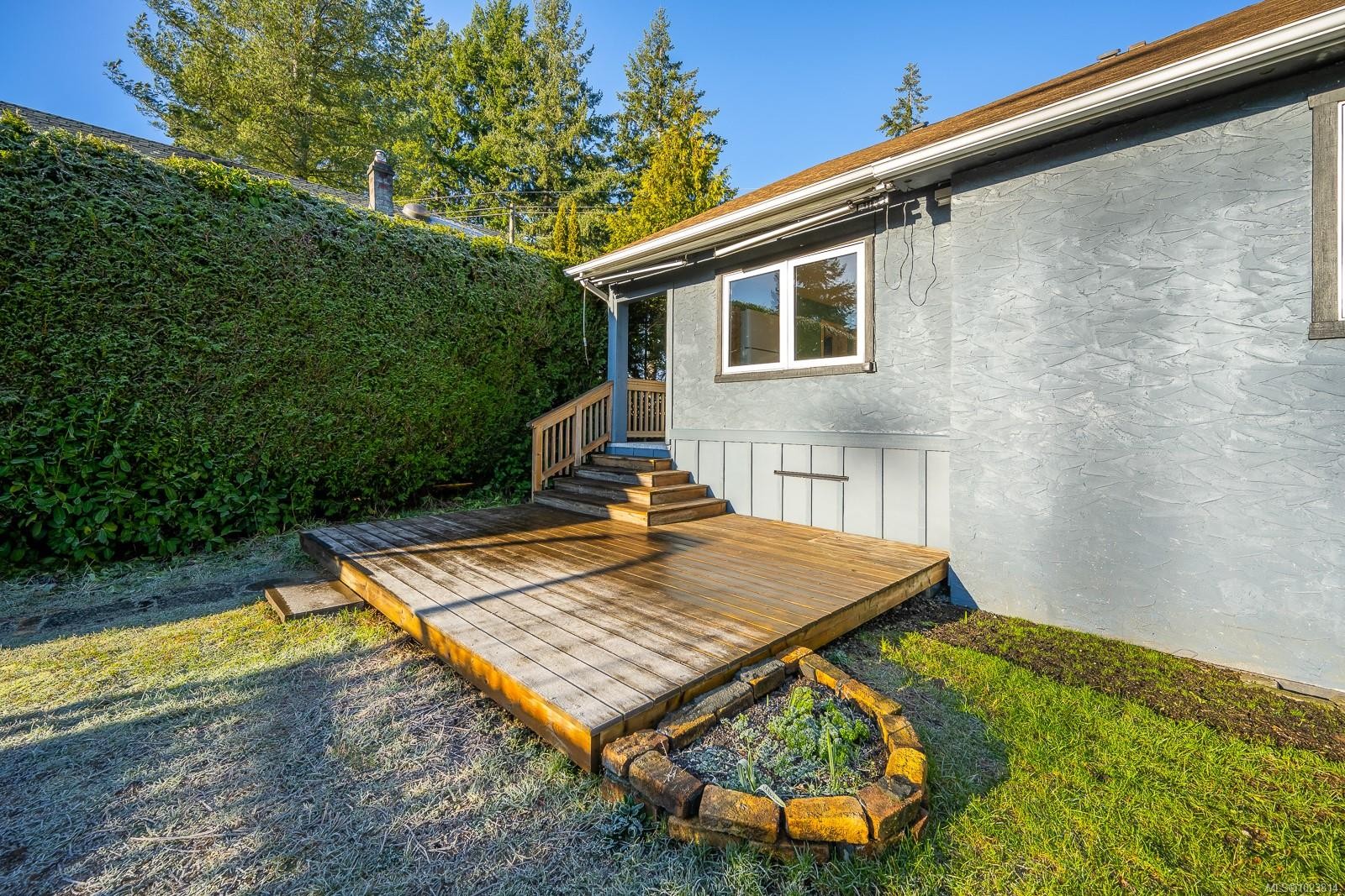 1120 5Th St, Courtenay, BC