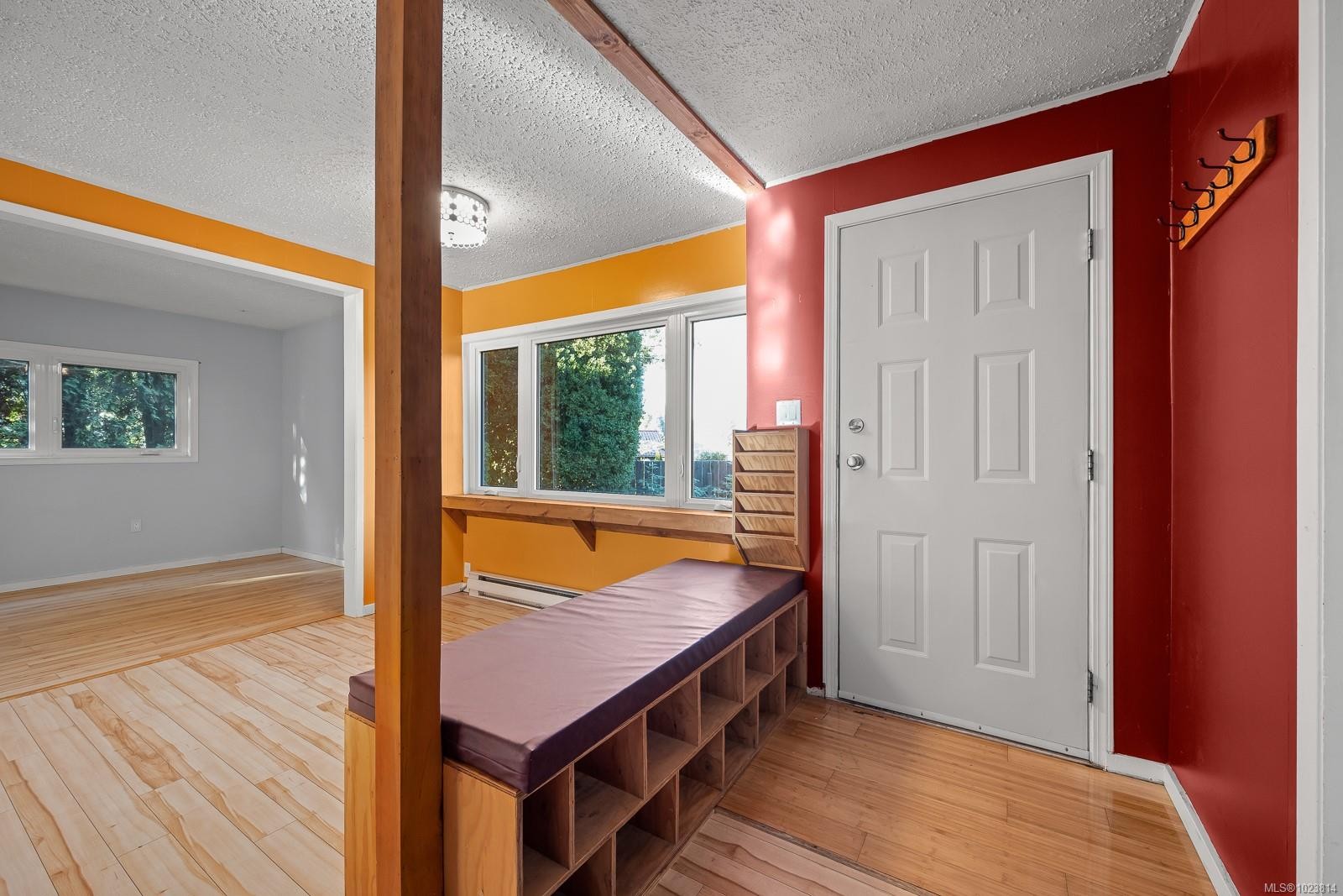 1120 5Th St, Courtenay, BC