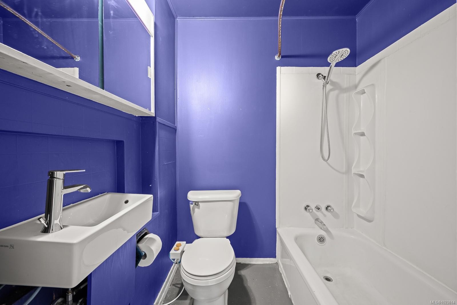 1120 5Th St, Courtenay, BC