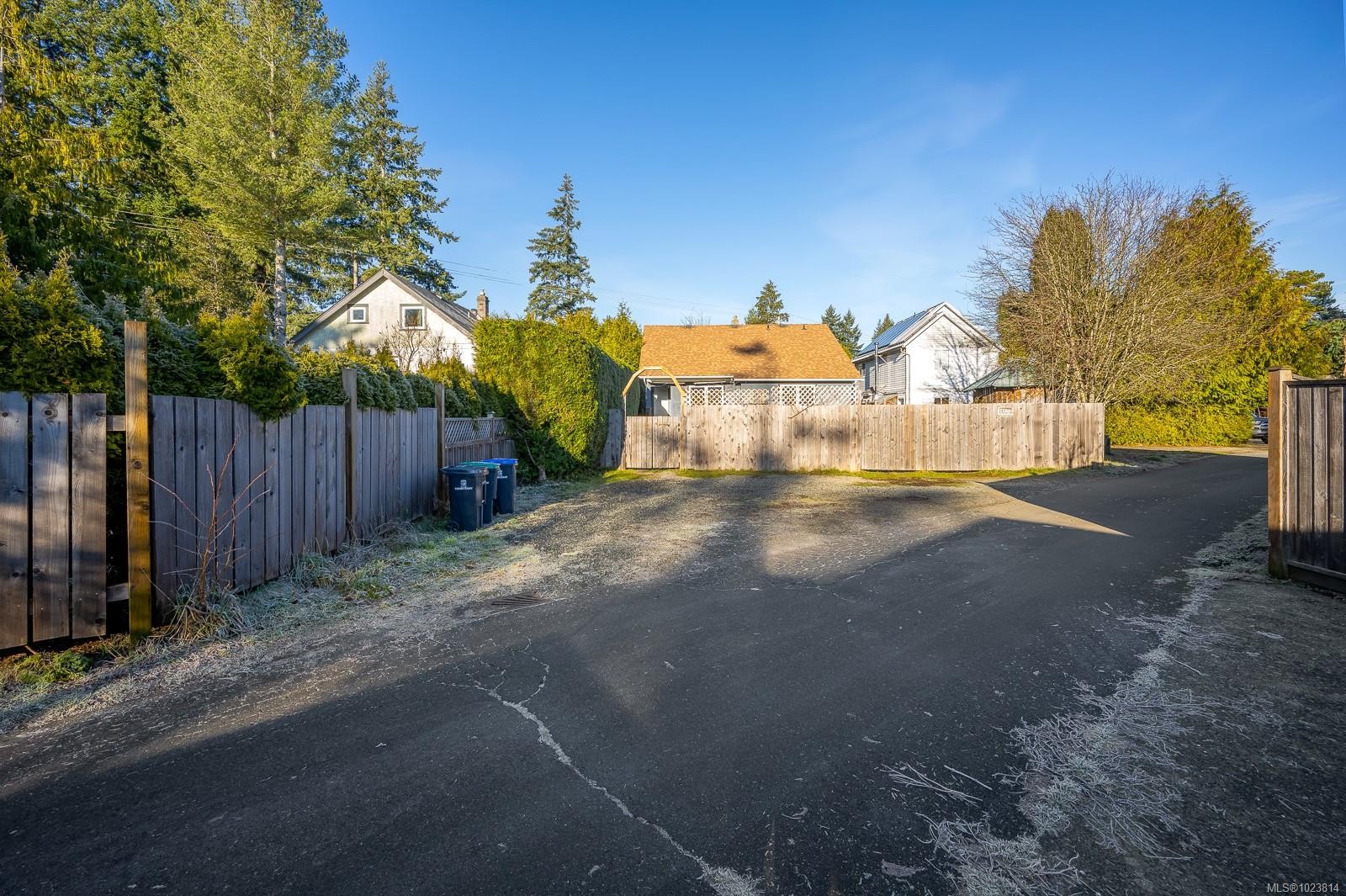 1120 5Th St, Courtenay, BC