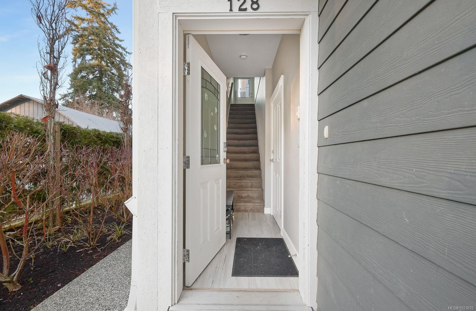 128-6057 Doumont Rd, Nanaimo, BC