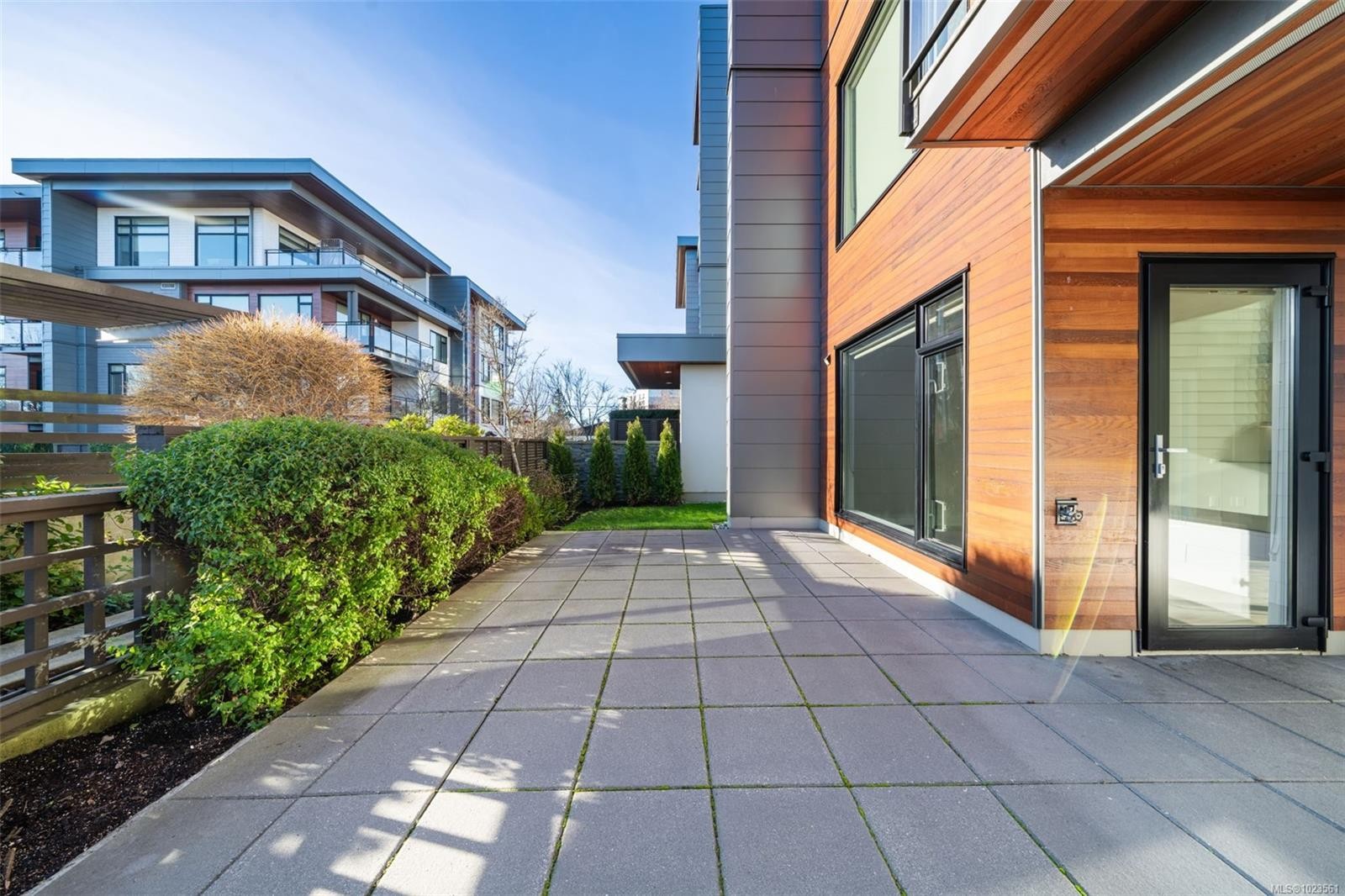 110-3815 Rowland Ave, Saanich, BC - Outdoor With Exterior