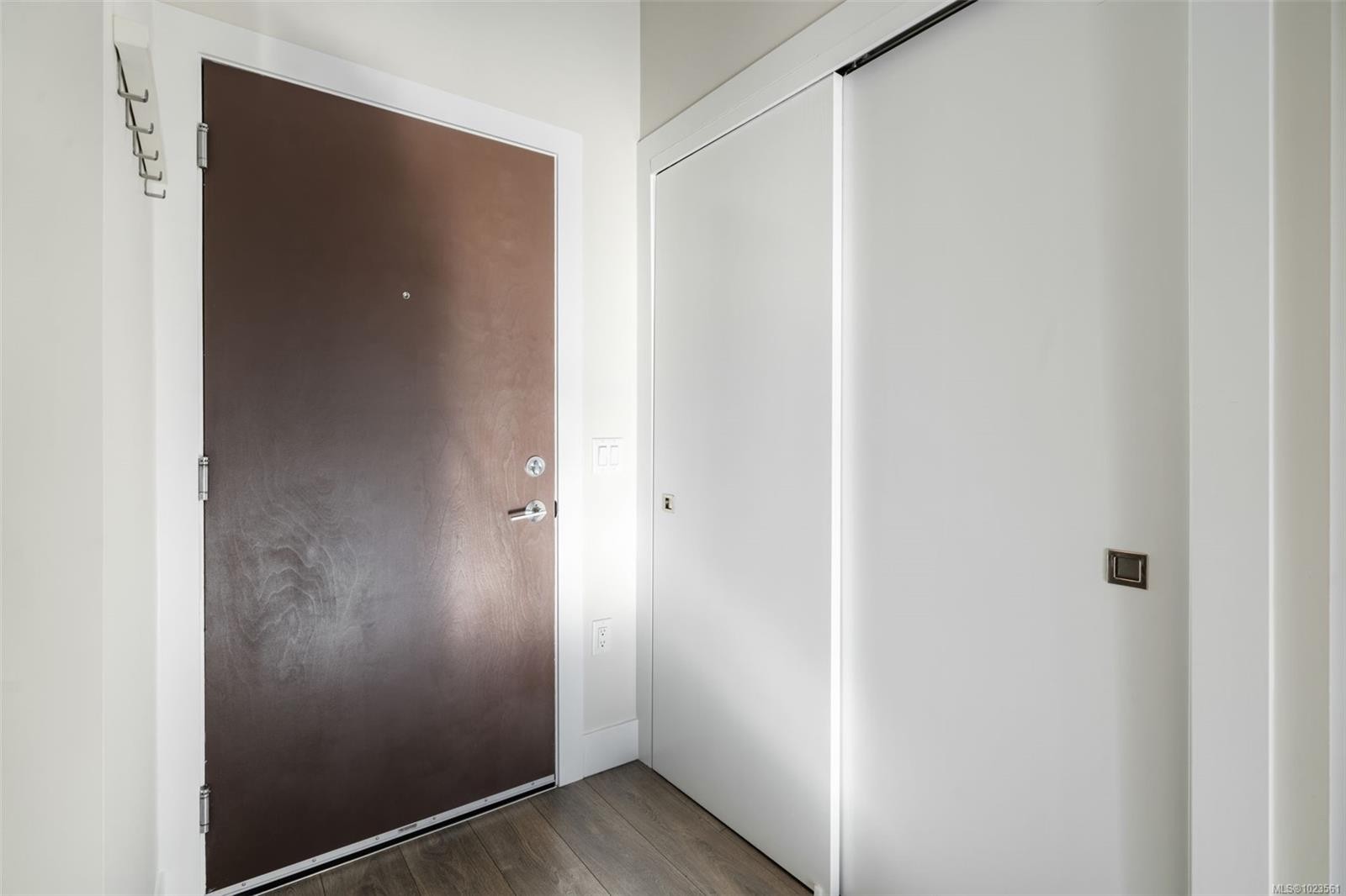 110-3815 Rowland Ave, Saanich, BC - Indoor Photo Showing Other Room