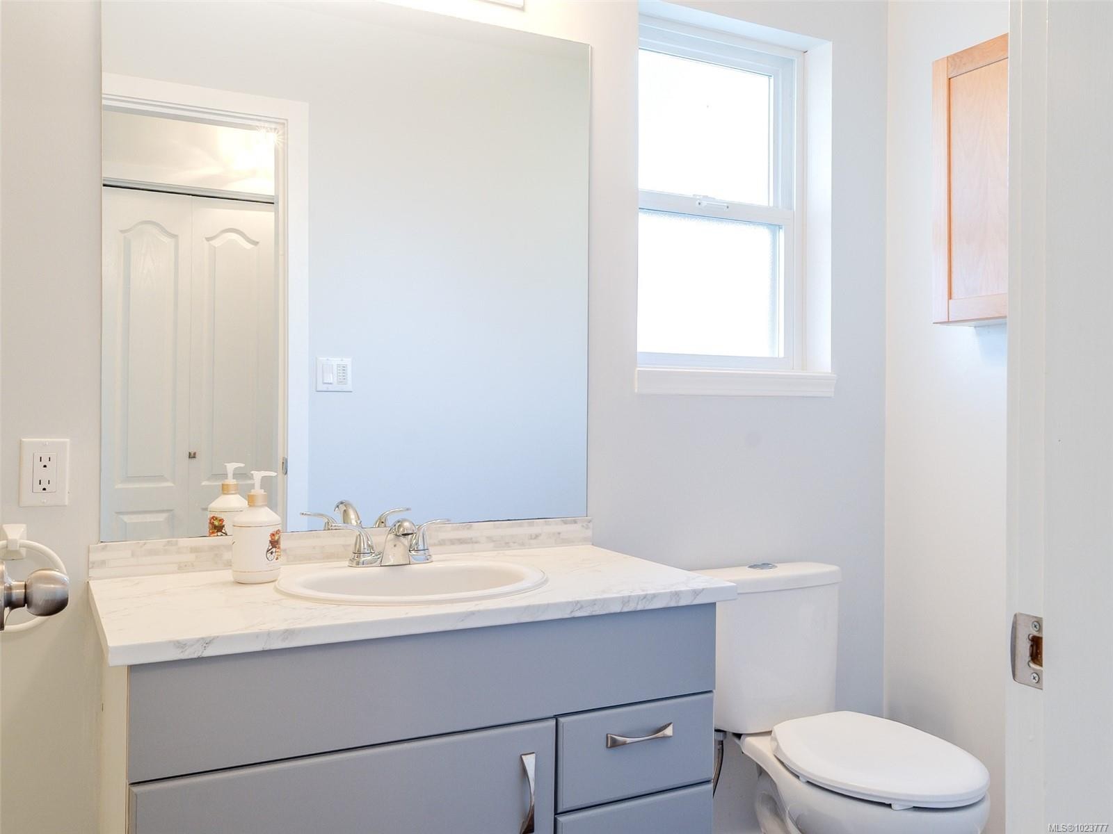 6614 Everest Dr, Nanaimo, BC