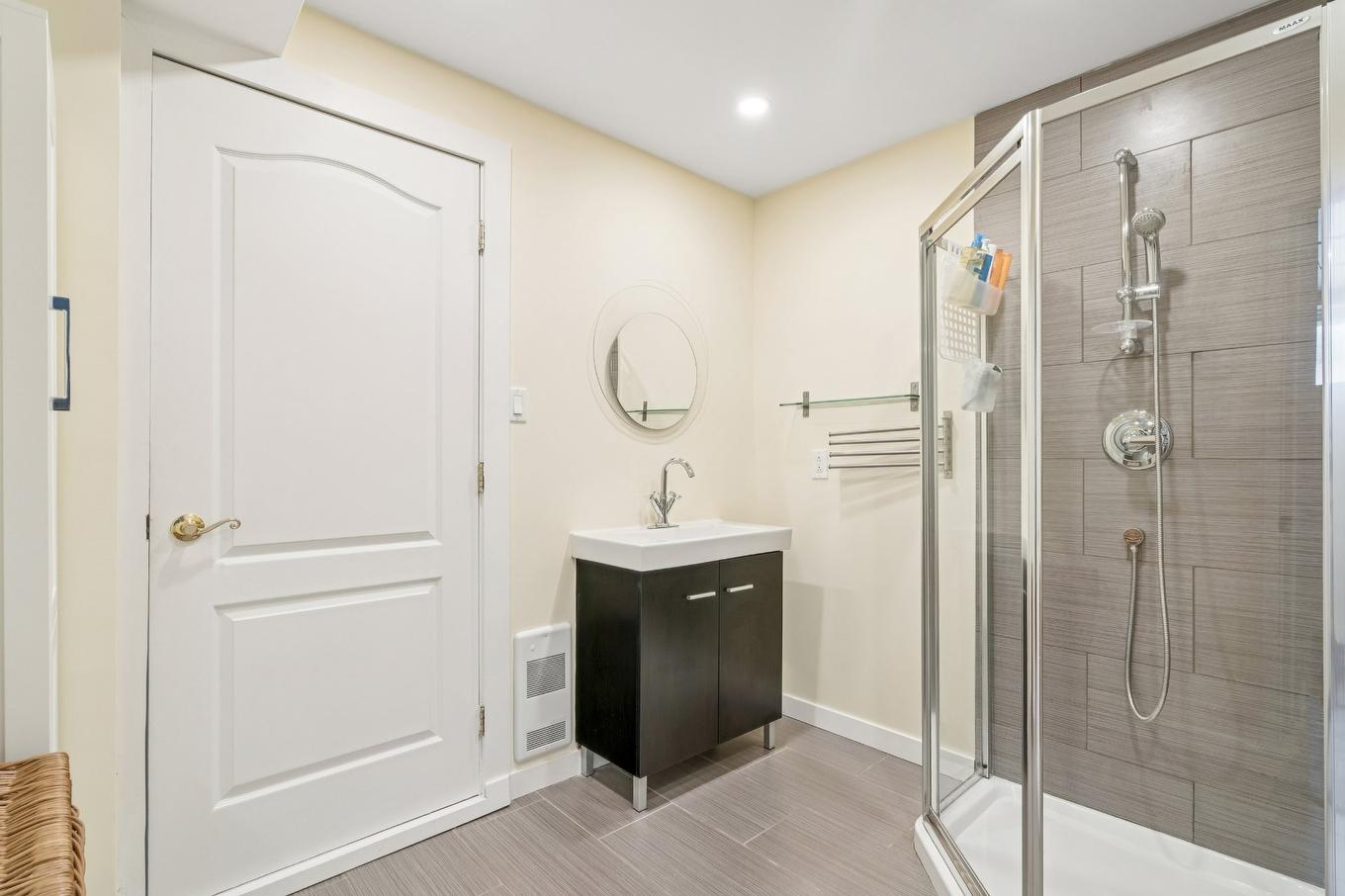 Salle de bains - 614 Rue Du Sauvignon, Rosemère, QC - Indoor Photo Showing Bathroom