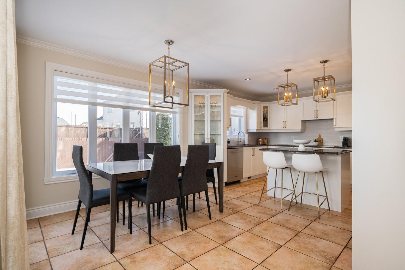 Dinette - 2491 Rue Dalbis, Laval (Chomedey), QC - Indoor Photo Showing Dining Room