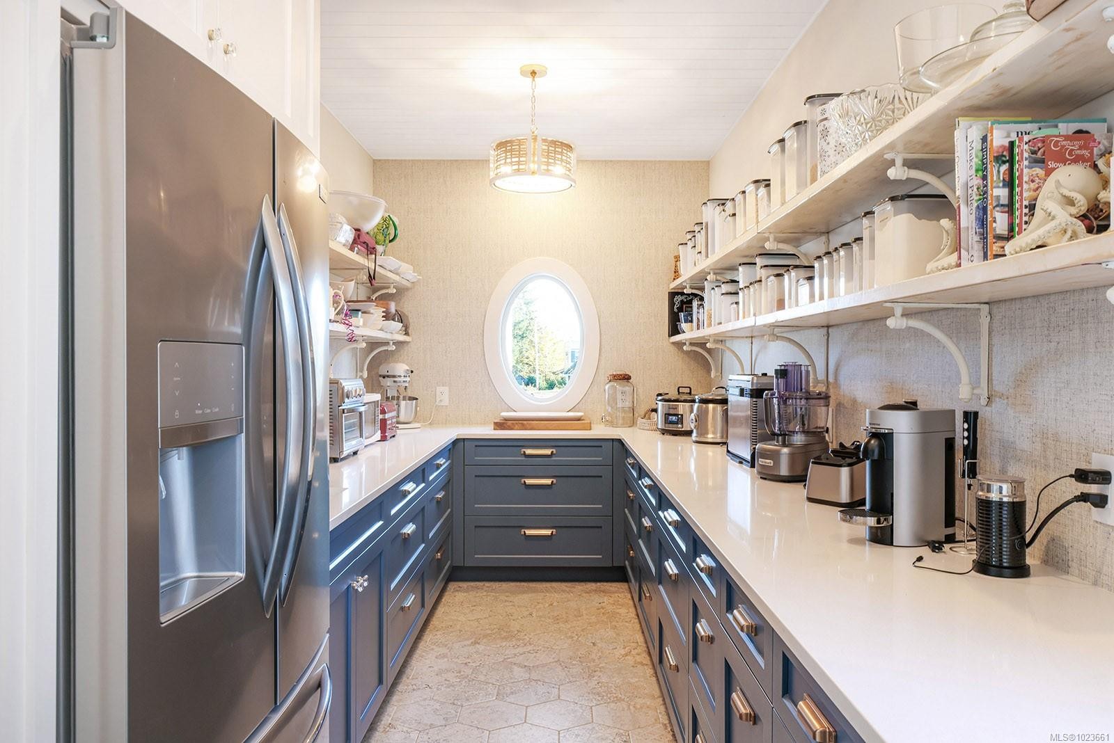 3839/3841 Ross Ave, Royston, BC