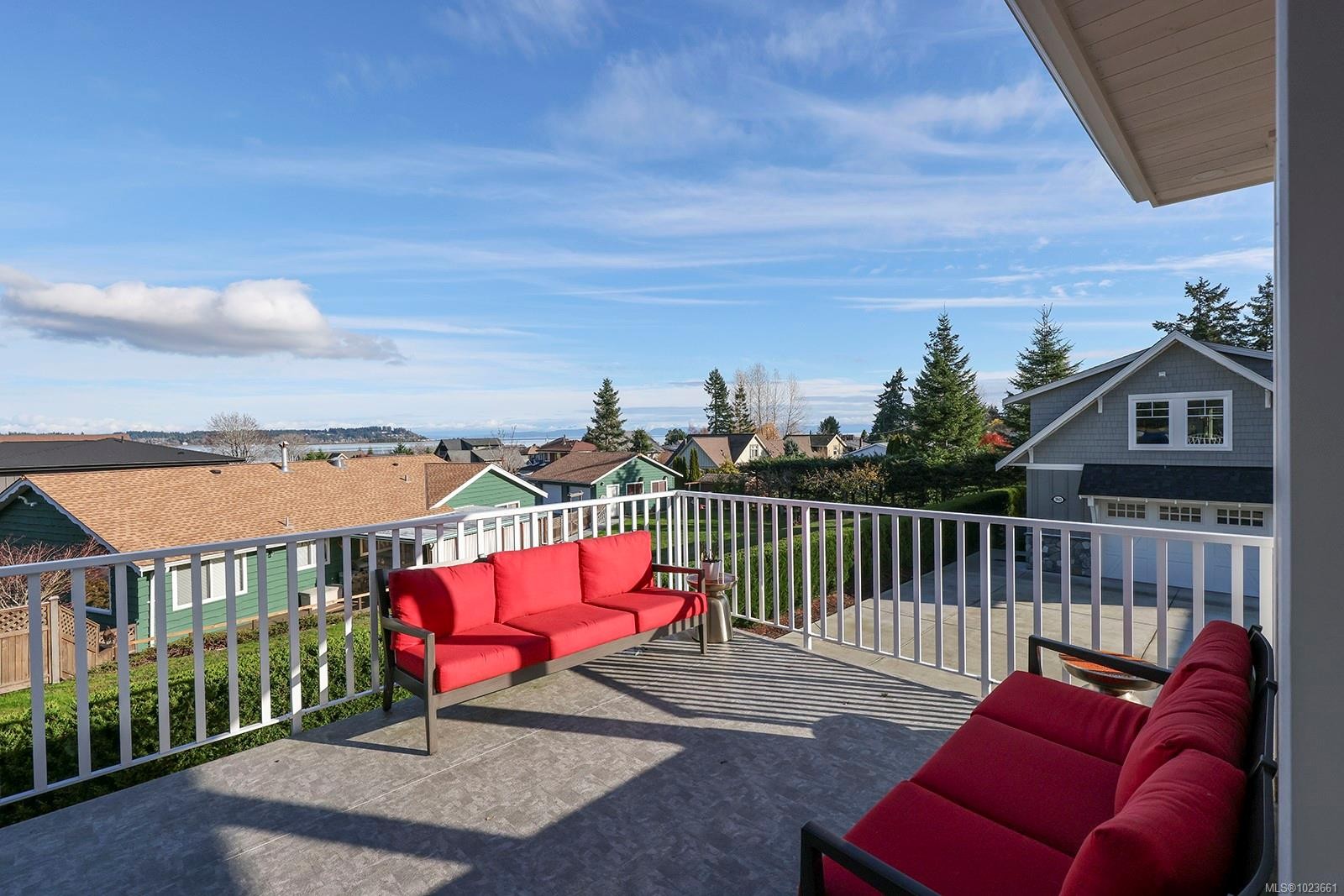 3839/3841 Ross Ave, Royston, BC