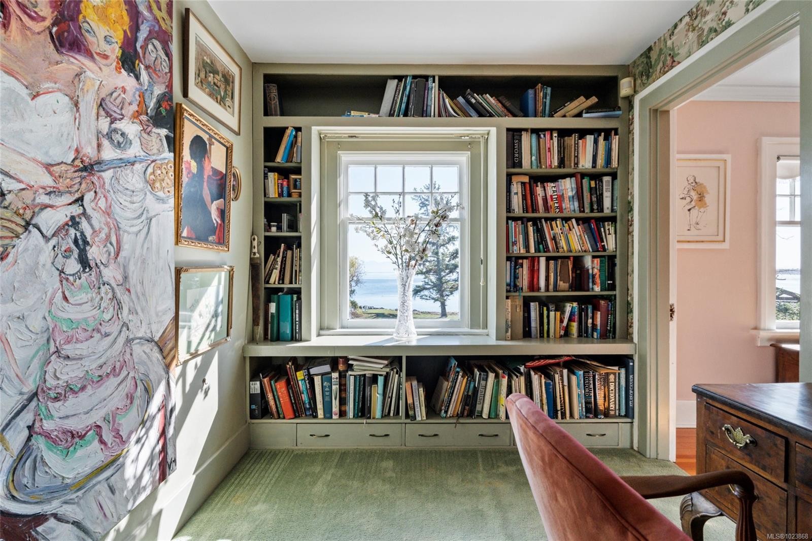 3045 Mcanally Rd, Saanich, BC