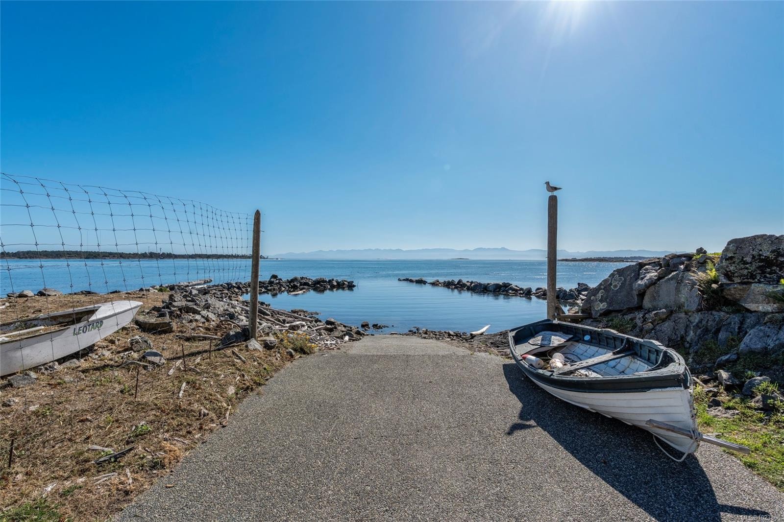 3045 Mcanally Rd, Saanich, BC