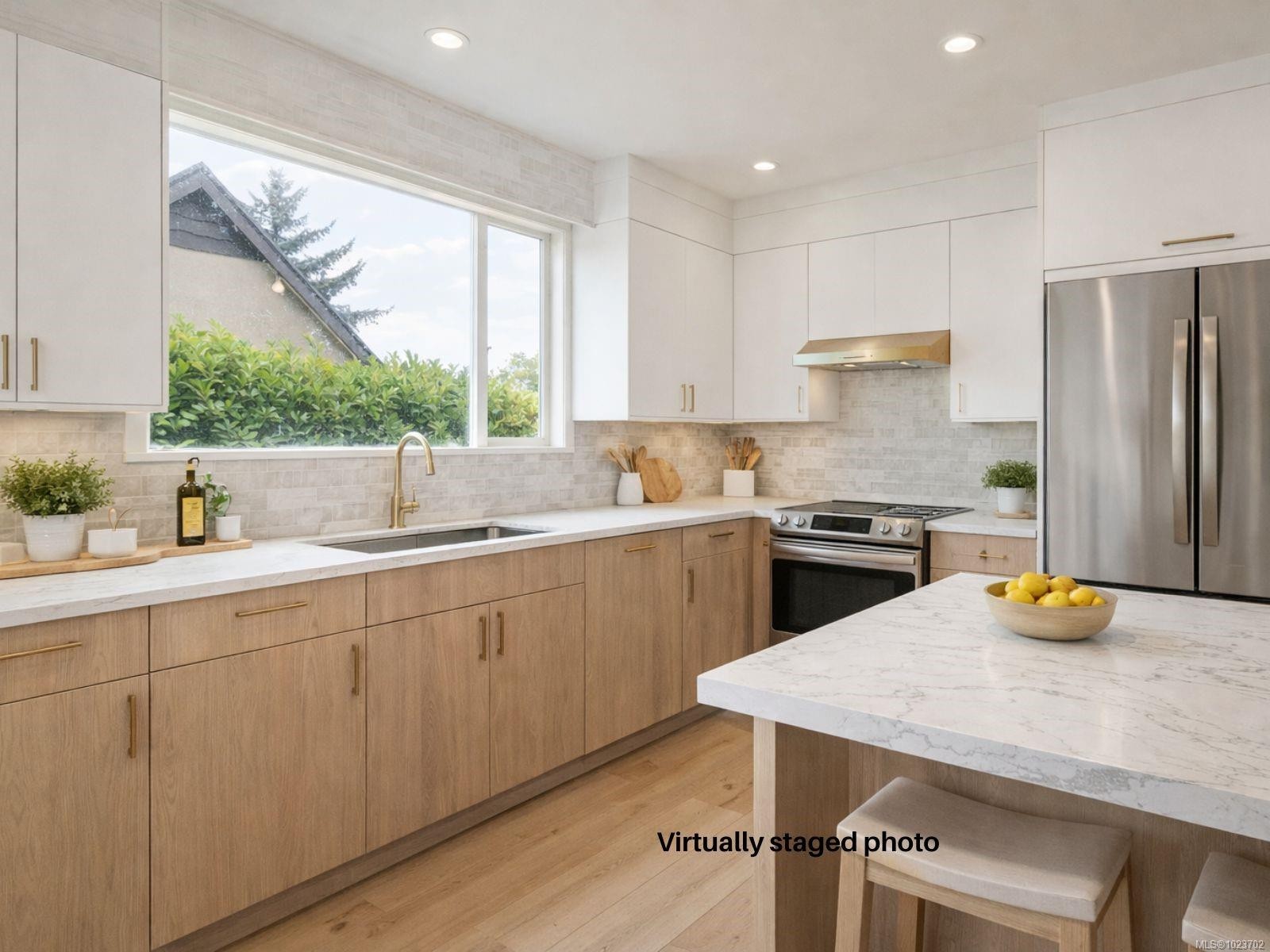 655 Linkleas Ave, Oak Bay, BC