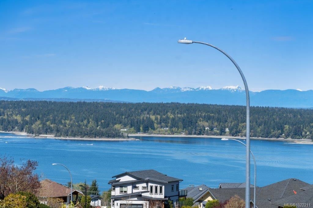 602 Steele Pl, Ladysmith, BC