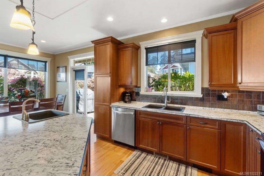 602 Steele Pl, Ladysmith, BC