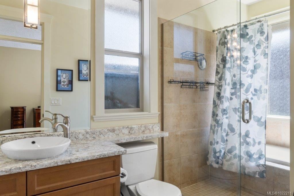 602 Steele Pl, Ladysmith, BC