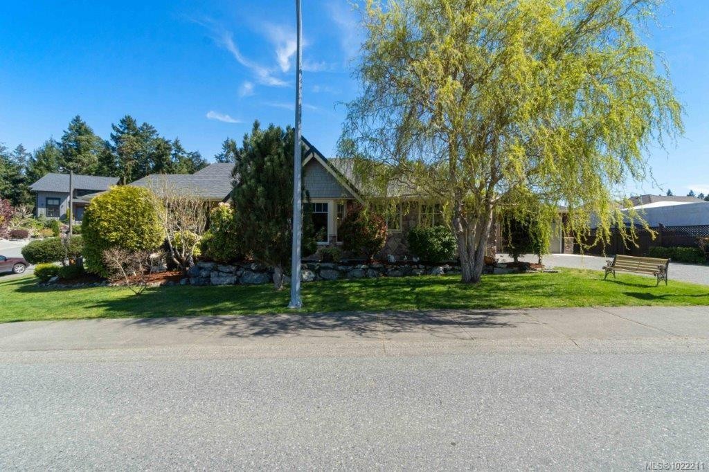 602 Steele Pl, Ladysmith, BC