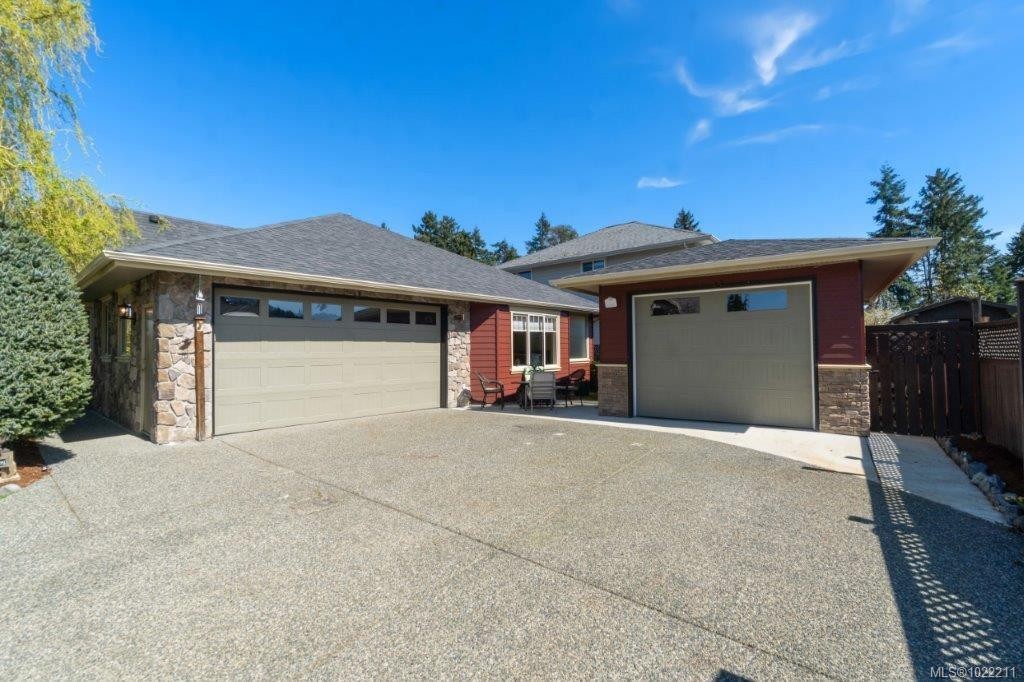 602 Steele Pl, Ladysmith, BC