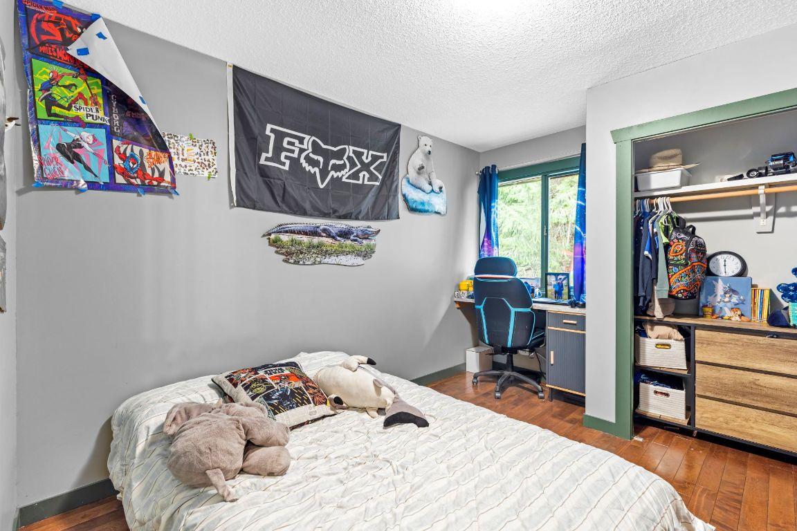 4662&4658 Birch Lane, Barriere, BC - Indoor Photo Showing Bedroom