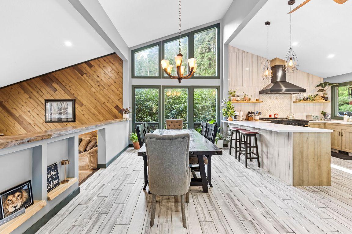 4662&4658 Birch Lane, Barriere, BC - Indoor