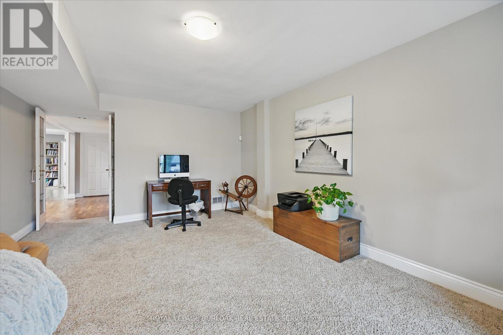 768 King Road, Burlington, ON - Indoor