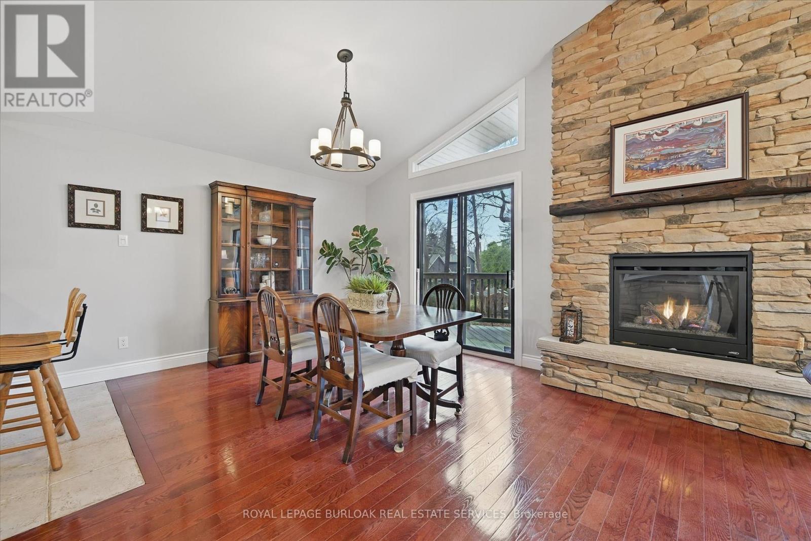 768 King Road, Burlington, ON - Indoor Photo Showing Dining Room With Fireplace