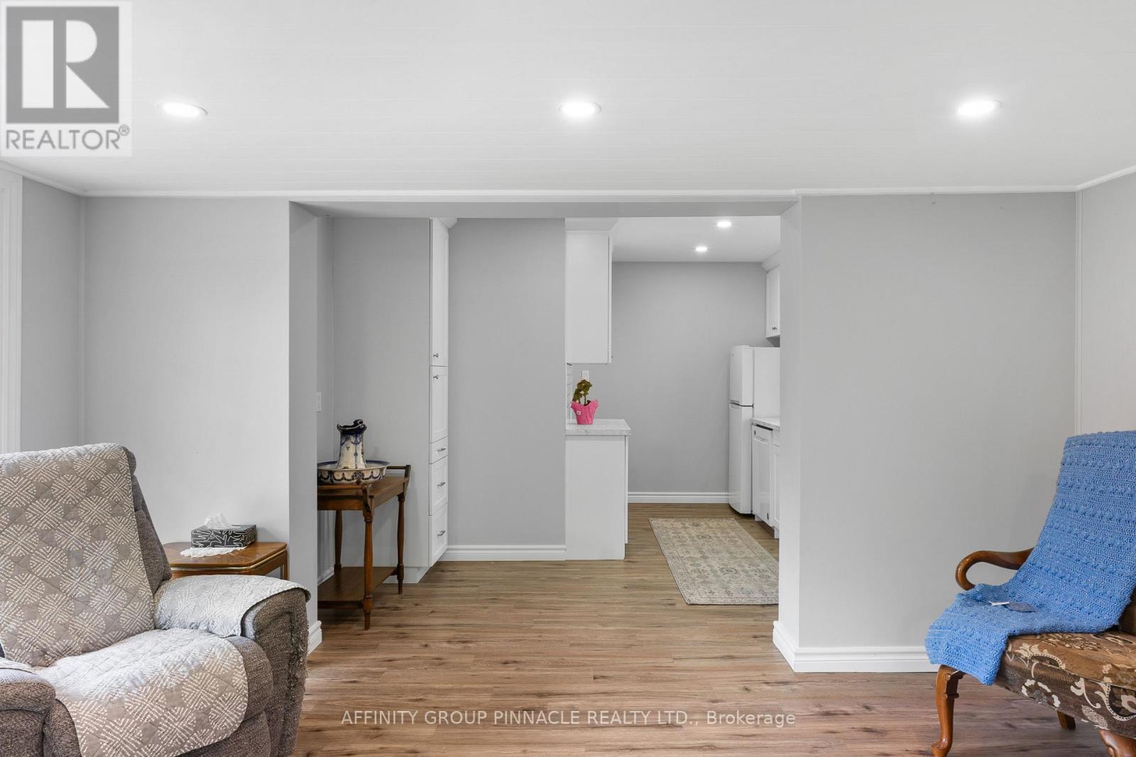 17 Richard Avenue, Kawartha Lakes (Lindsay), ON - Indoor