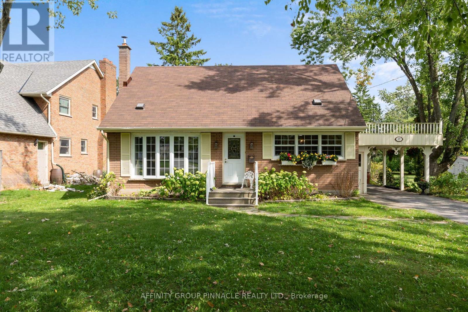 17 Richard Avenue, Kawartha Lakes (Lindsay), ON - Outdoor