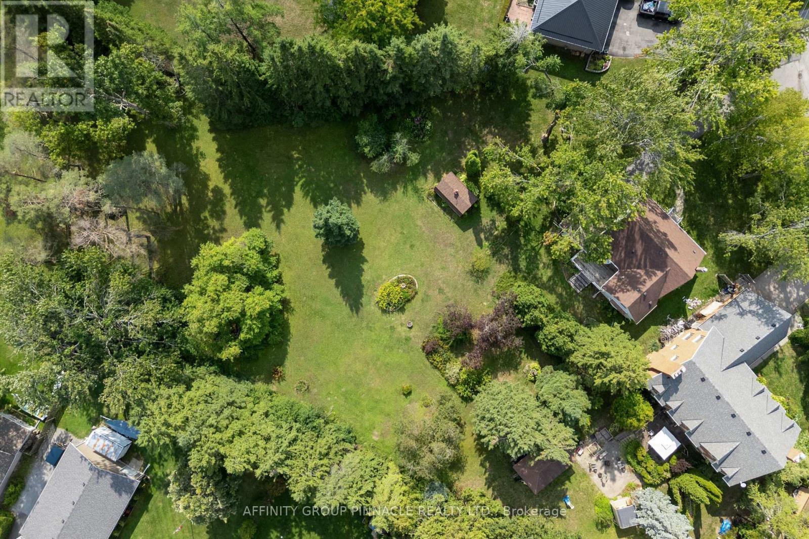 17 Richard Avenue, Kawartha Lakes (Lindsay), ON - Outdoor With View