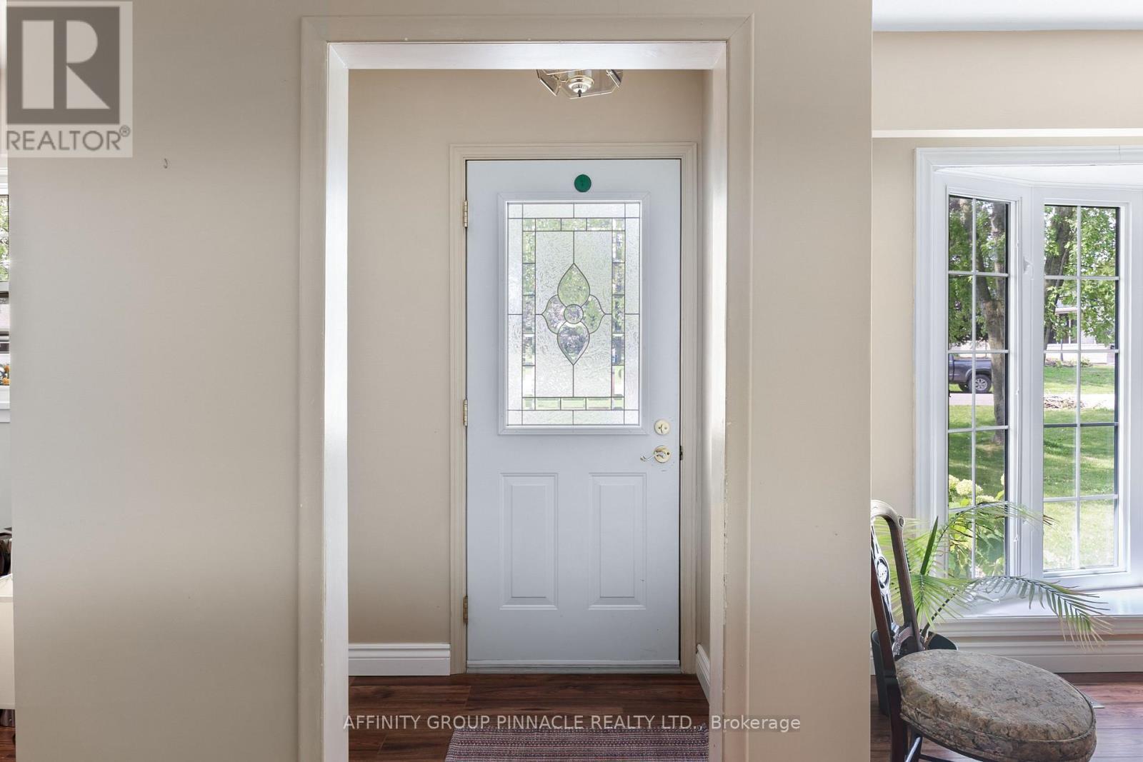 17 Richard Avenue, Kawartha Lakes (Lindsay), ON - Indoor Photo Showing Other Room