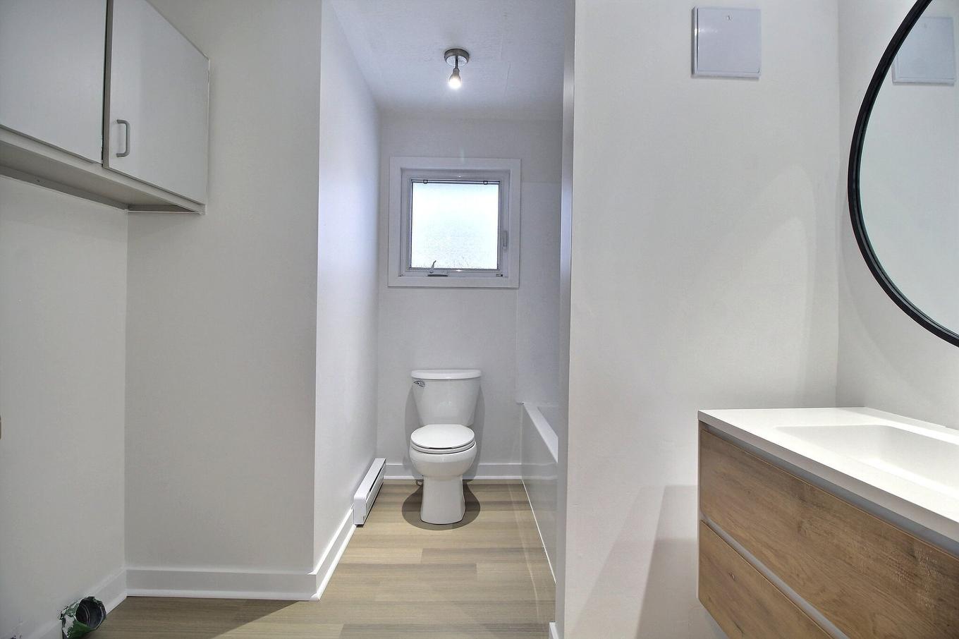 Bathroom - 1840 - 1840B Rue Duchesne, Val-D'Or, QC - Indoor Photo Showing Bathroom