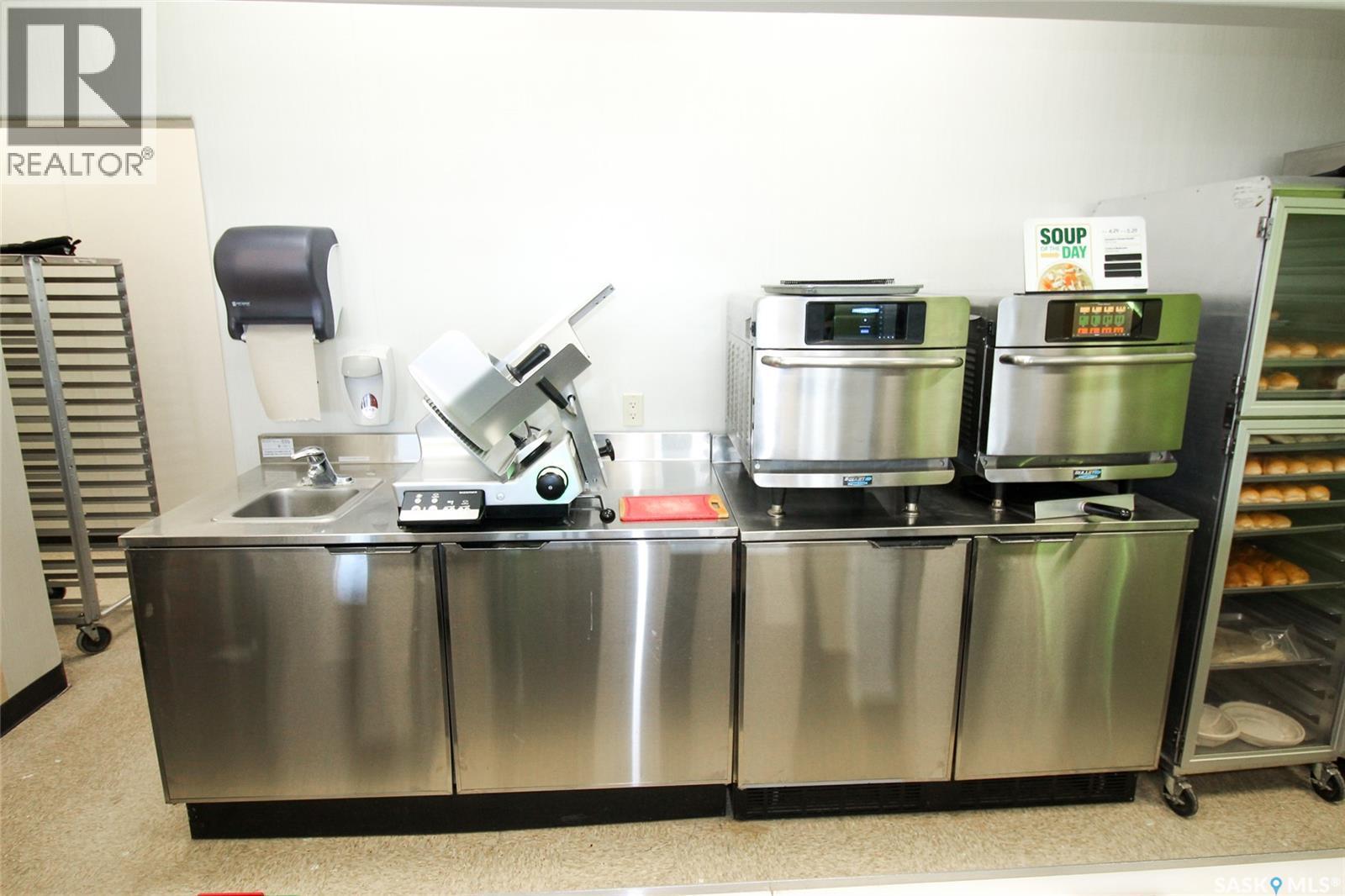 #5 910 3Rd Avenue W, Shaunavon, SK