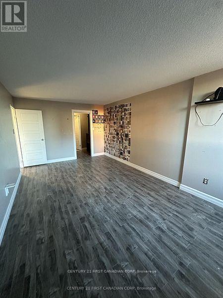 506 - 389 Dundas Street, London East (East K), ON - Indoor Photo Showing Other Room