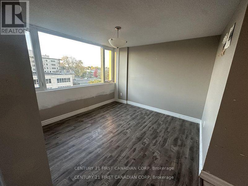 506 - 389 Dundas Street, London East (East K), ON - Indoor Photo Showing Other Room