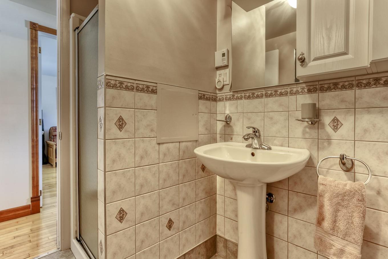 Bathroom - 4570 Av. Du Tour-Du-Lac, Shawinigan, QC - Indoor Photo Showing Bathroom