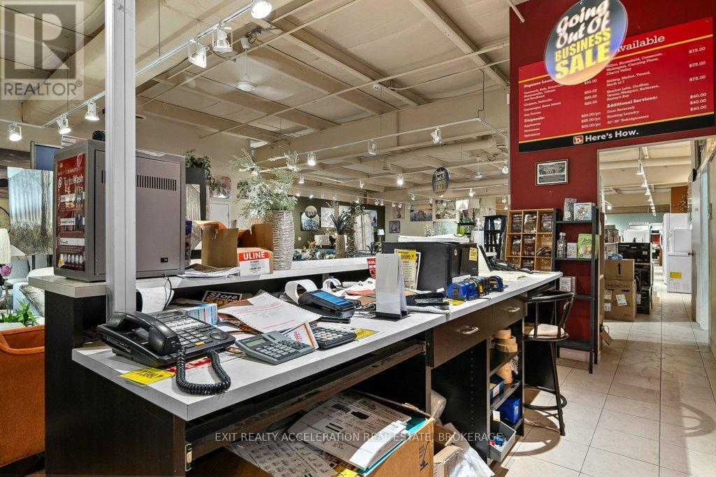 447 Centre Street N, Greater Napanee (Greater Napanee), ON