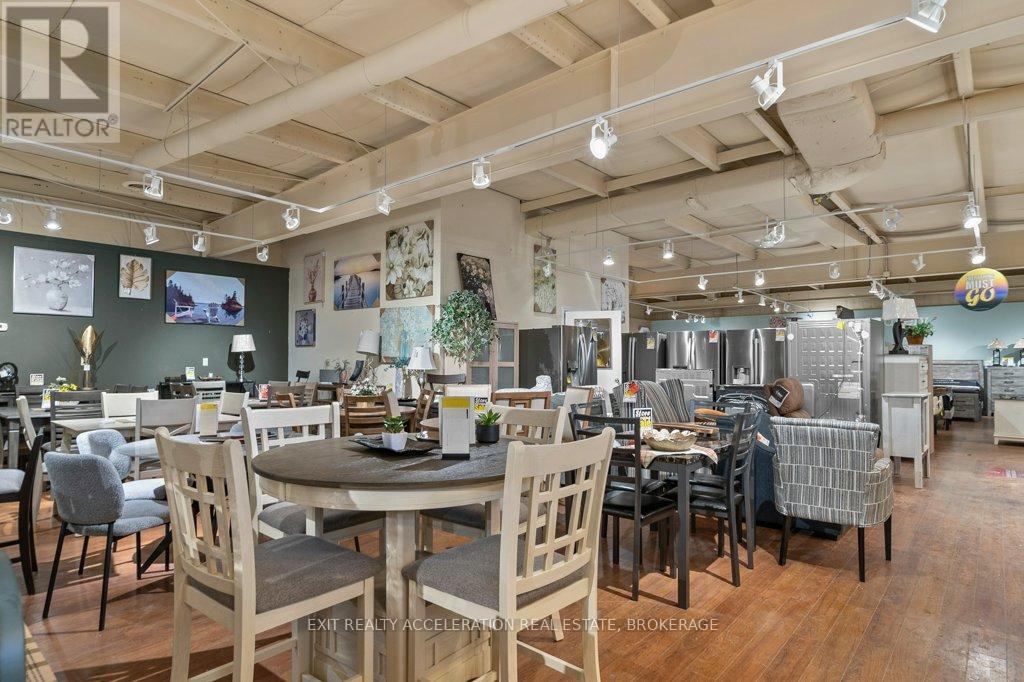 447 Centre Street N, Greater Napanee (Greater Napanee), ON