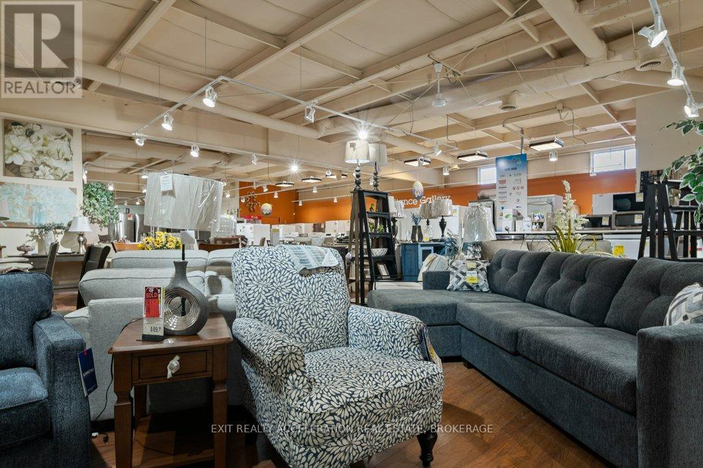 447 Centre Street N, Greater Napanee (Greater Napanee), ON