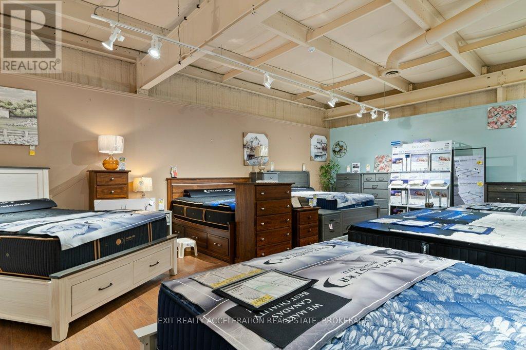 447 Centre Street N, Greater Napanee (Greater Napanee), ON