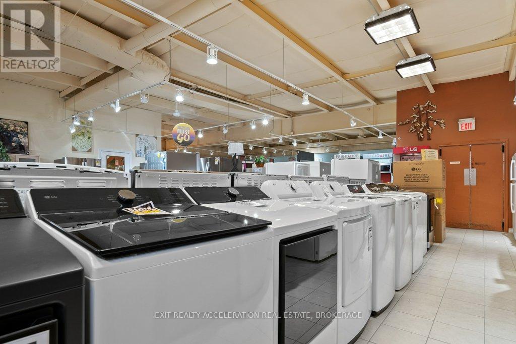 447 Centre Street N, Greater Napanee (Greater Napanee), ON