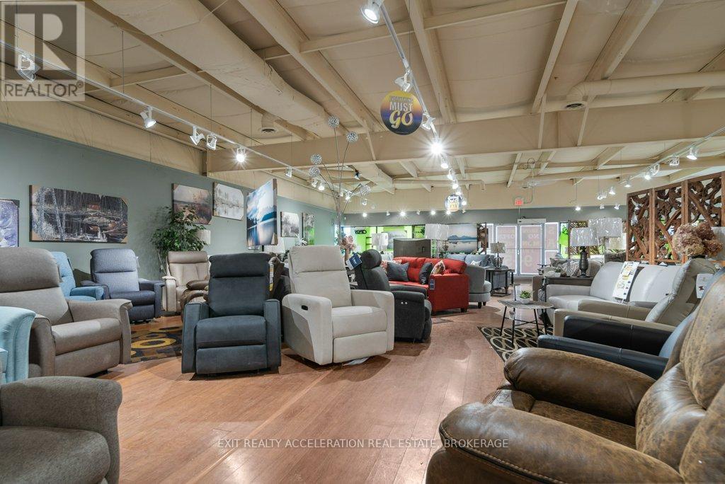 447 Centre Street N, Greater Napanee (Greater Napanee), ON